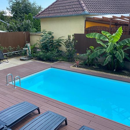 Veronika Lux Apartman Hajdúszoboszló Exterior foto