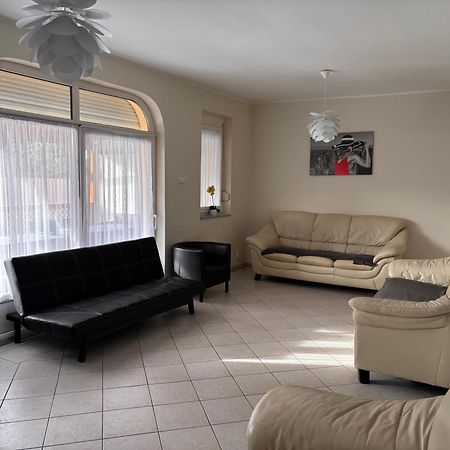 Veronika Lux Apartman Hajdúszoboszló Exterior foto