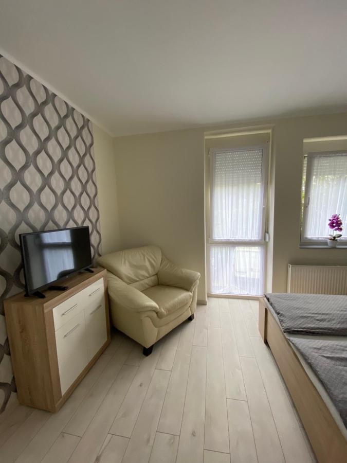 Veronika Lux Apartman Hajdúszoboszló Exterior foto